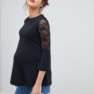 Maternity swing top with lace inset sleeve